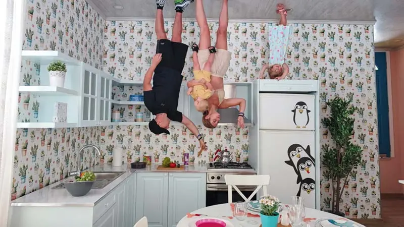upside-down-house